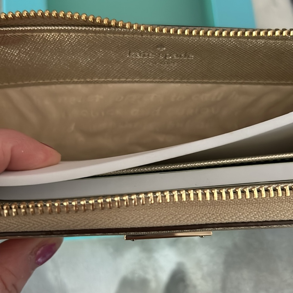 Kate Spade Gold Saffiano Leather Zip Around Wristlet Wallet Storybook Lining NIB - Picture 7 of 16